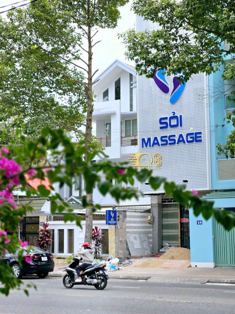 Thi công bảng hiệu mặt tiền Sỏi Massage Quảng Cáo Việt